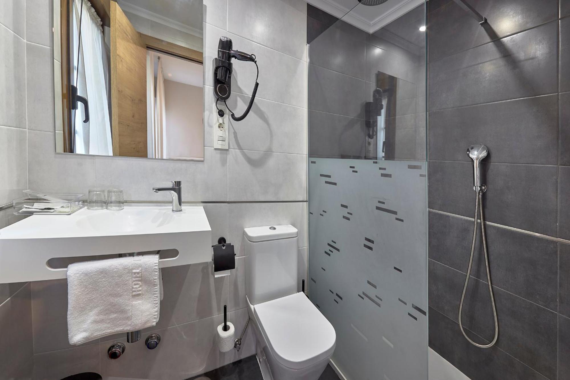 Hotel Rico لواركا المظهر الخارجي الصورة