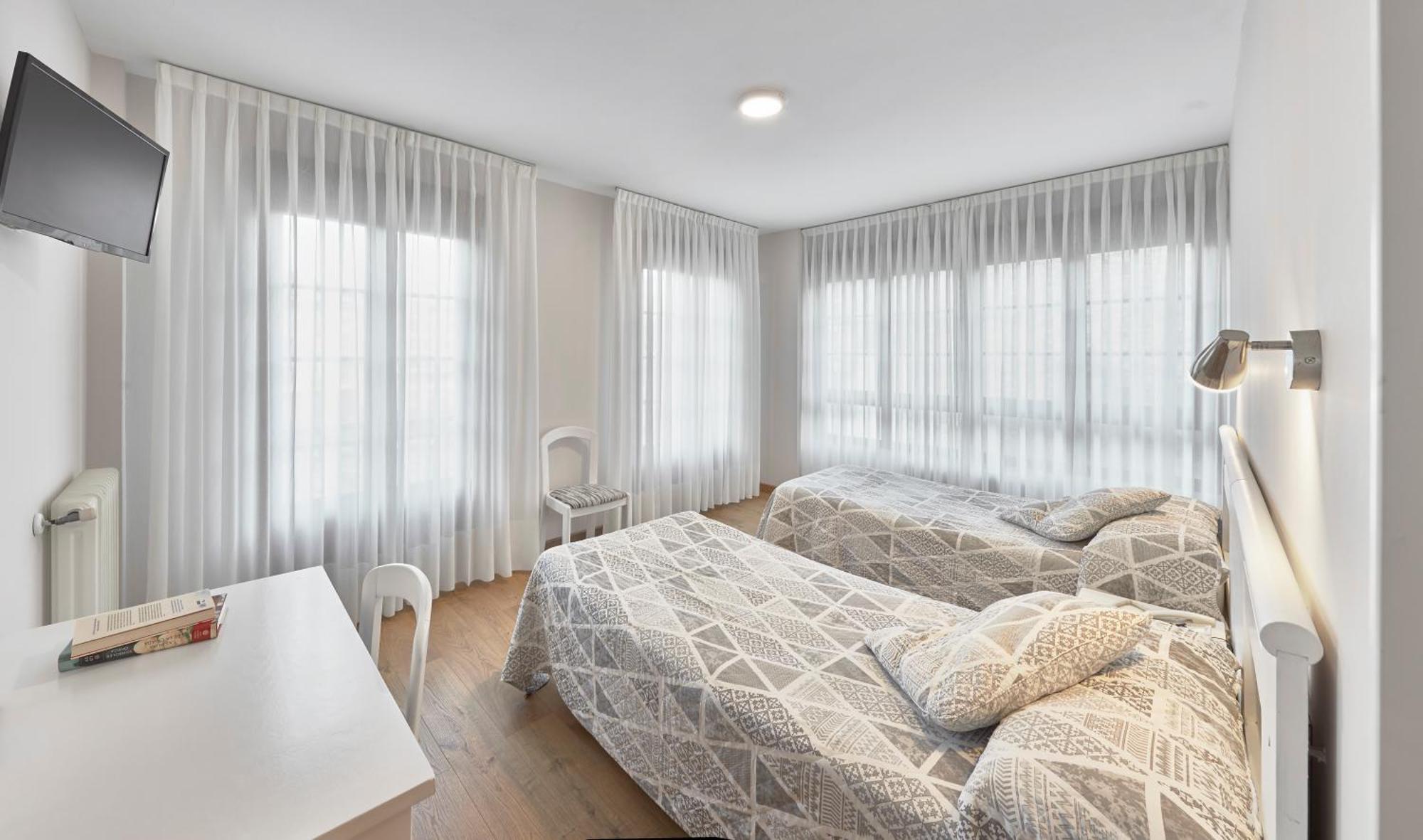 Hotel Rico لواركا المظهر الخارجي الصورة