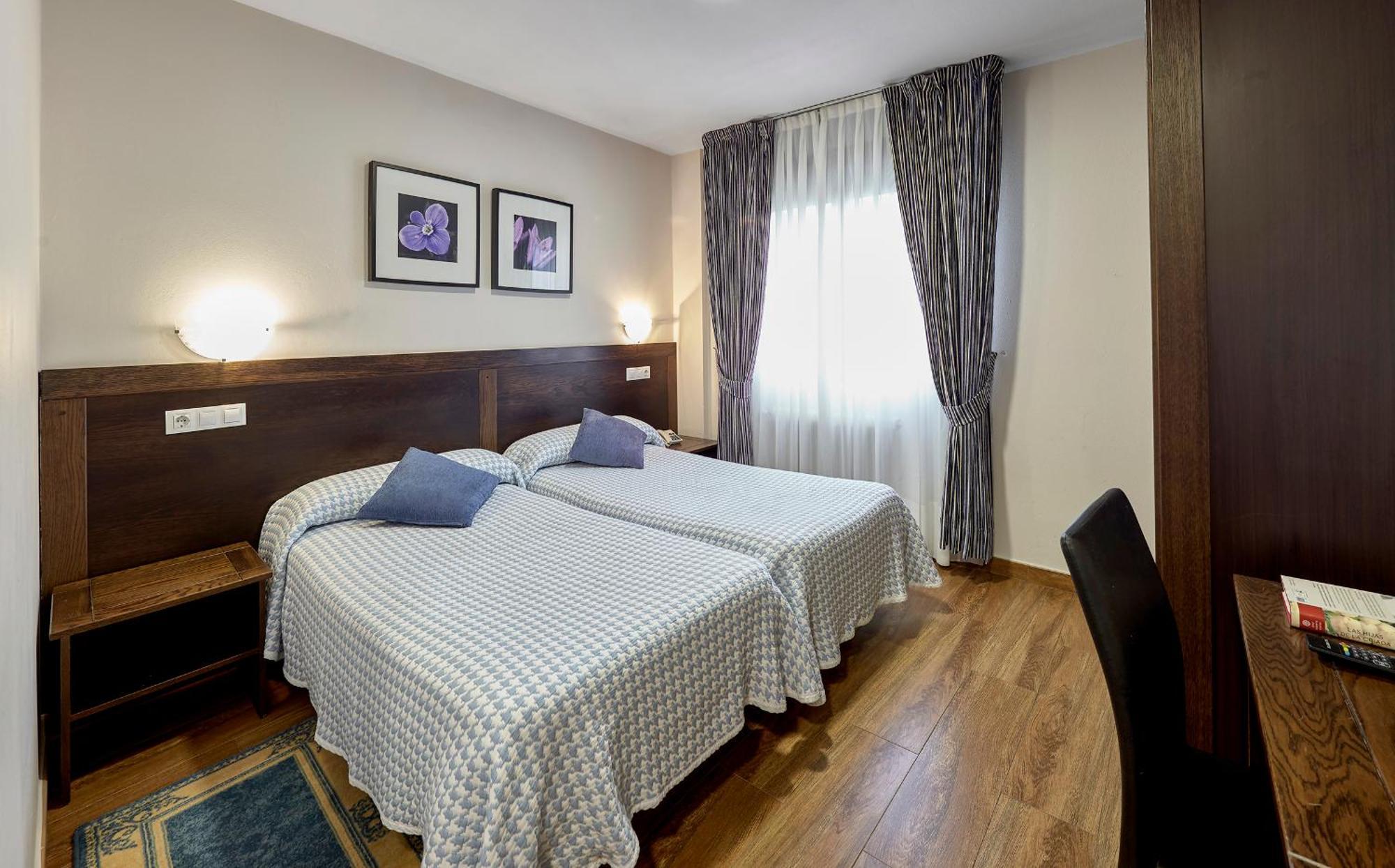 Hotel Rico لواركا المظهر الخارجي الصورة