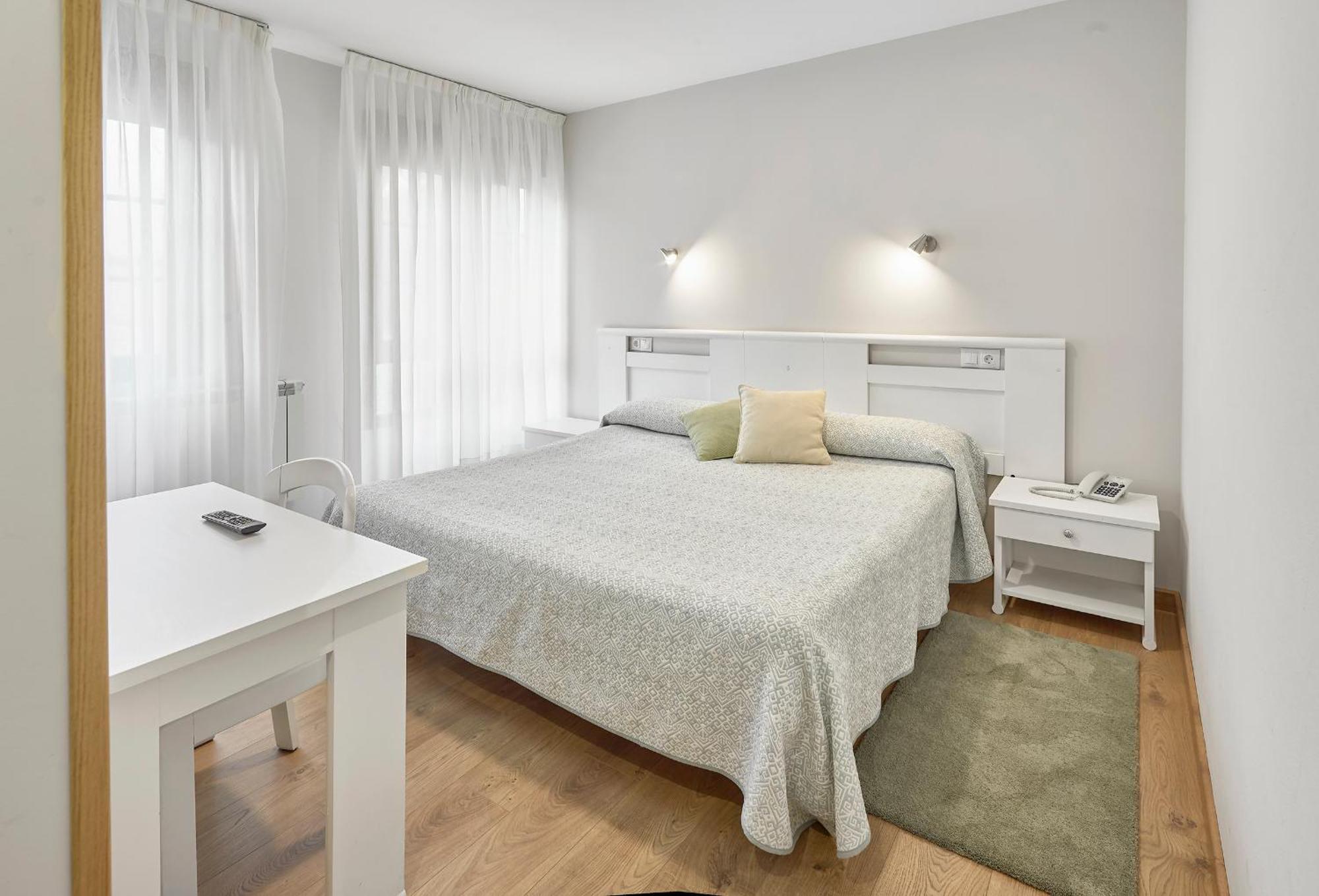 Hotel Rico لواركا المظهر الخارجي الصورة
